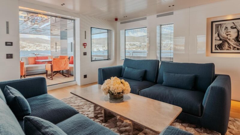 Carmen_Main Deck Salon2